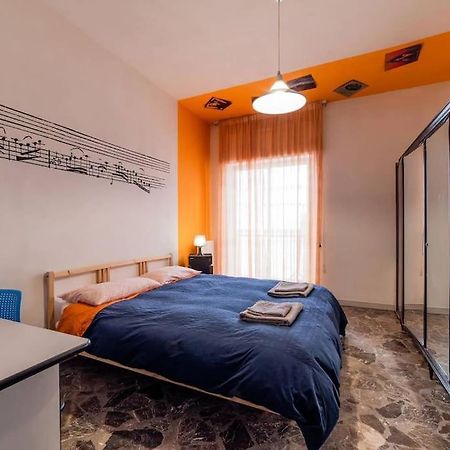 Arts House Apartment Bari Exterior foto