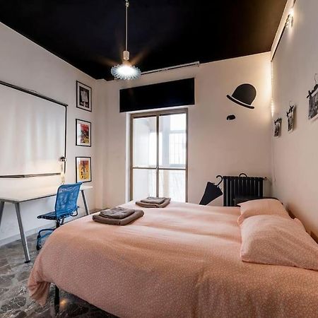 Arts House Apartment Bari Exterior foto