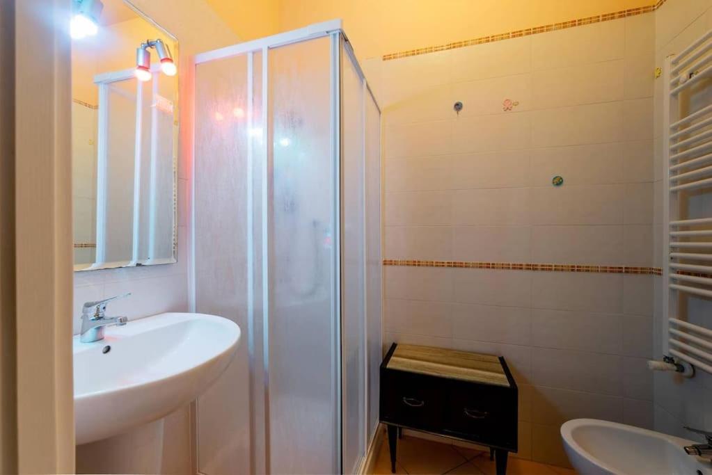 Arts House Apartment Bari Exterior foto